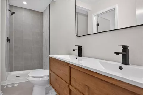 Bath - 18513 E 5th Terr St, Independence, MO 64056 photo 1 of 3