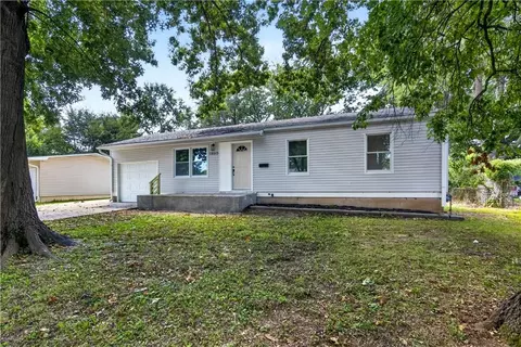 Exterior - 18513 E 5th Terr St, Independence, MO 64056 photo 2 of 7