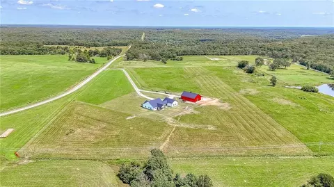 4674 NW B Hwy, Appleton City, MO 64724