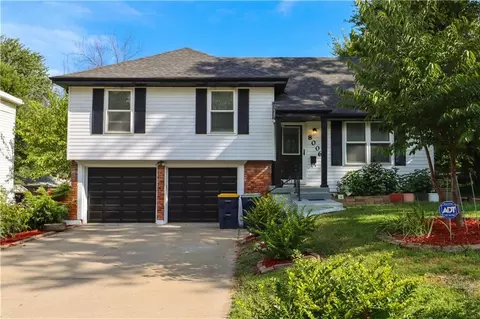 8006 E 105th St, Kansas City, MO 64134