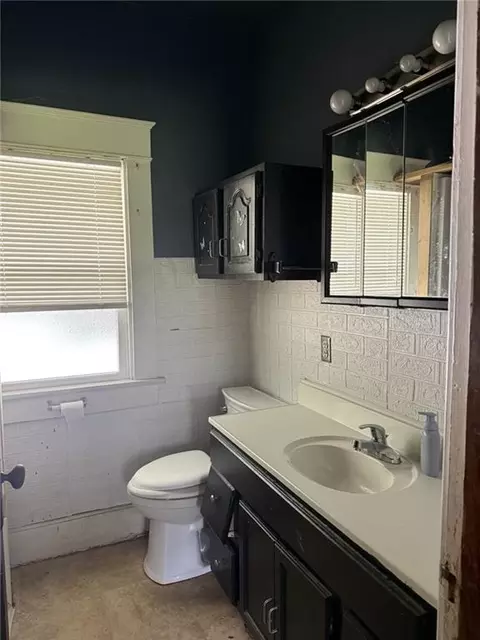 414 N West St, Cameron, MO 64429 photo 8