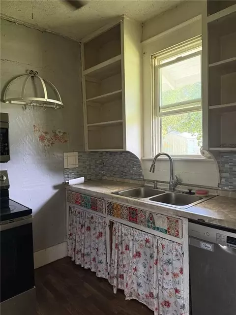 414 N West St, Cameron, MO 64429 photo 7