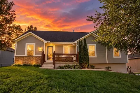 213 NE Hannah Ct, Grain Valley, MO 64029