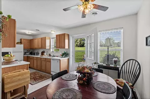 Dining - 1110-1122 W Prospect St, Cameron, MO 64429 photo 2 of 2