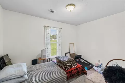 Bedroom - 1110-1122 W Prospect St, Cameron, MO 64429 photo 4 of 9