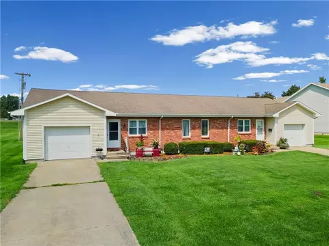 Exterior - 1110-1122 W Prospect St, Cameron, MO 64429 photo 1 of 5