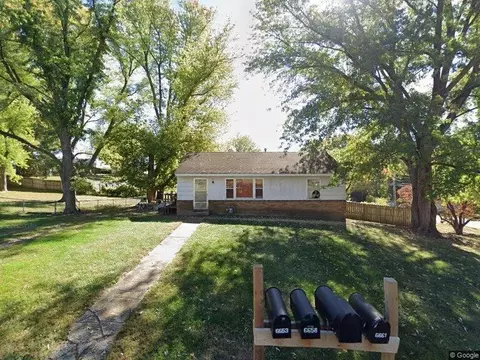 6661 Nogard Ave, Kansas City, KS 66104