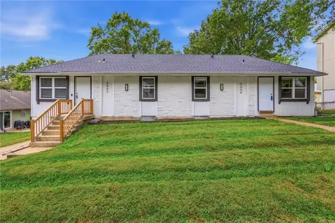 5002-5004 N Topping Ave, Kansas City, MO 64119