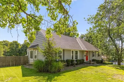 10543 Monroe Ave, Kansas City, MO 64137