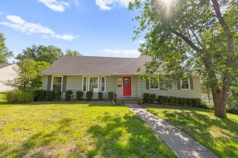 10543 Monroe Ave, Kansas City, MO 64137