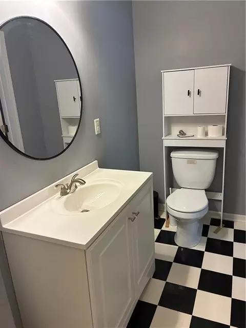 323 E 13th St, Ottawa, KS 66067 photo 6