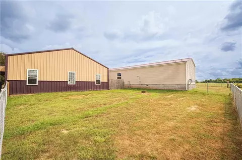 Exterior - 115 NW 90th Ln, Lamar, MO 64759 photo 9 of 10