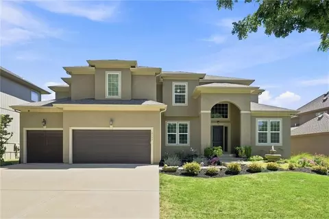 15447 W 164 Ter, Olathe, KS 66062