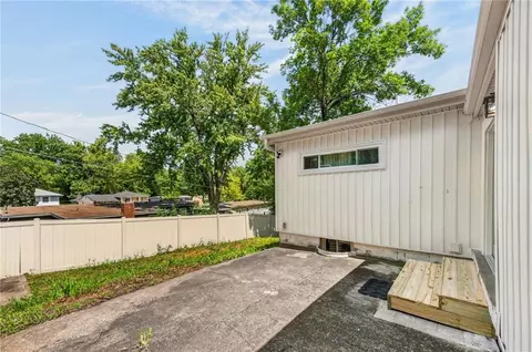 Exterior - 12204 E 46th Ter, Independence, MO 64055 photo 6 of 7