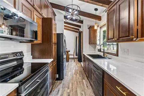 Kitchen - 12204 E 46th Ter, Independence, MO 64055 photo 2 of 3