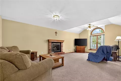Living - 905 W Main St, Sheldon, MO 64784 photo 1 of 2