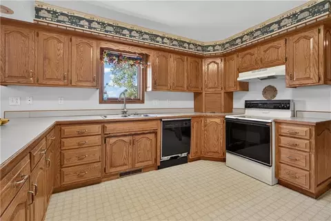 Kitchen - 905 W Main St, Sheldon, MO 64784 photo 2 of 5