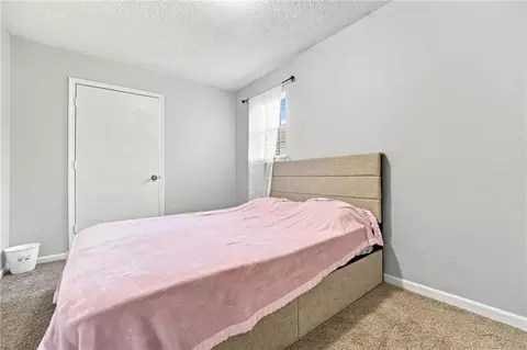 Bedroom - 104 E Sunrise Dr, Belton, MO 64012 photo 4 of 8