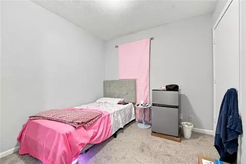 Bedroom - 104 E Sunrise Dr, Belton, MO 64012 photo 6 of 8