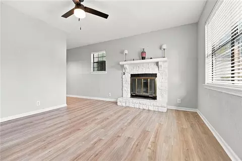 Living - 104 E Sunrise Dr, Belton, MO 64012 photo 4 of 5