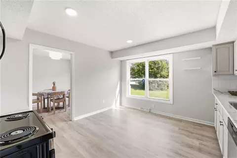 Other - 6100 E 140th Pl, Grandview, MO 64030 photo 3 of 9