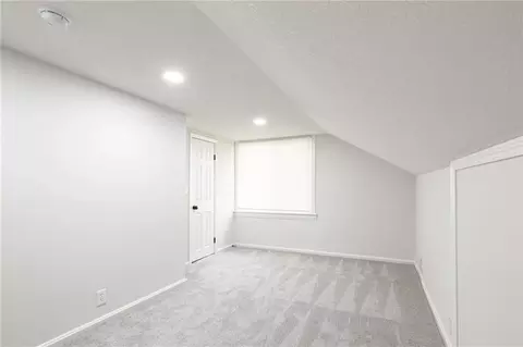 Bedroom - 319 E Bellevista Dr, Independence, MO 64055 photo 6 of 6