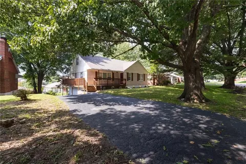 Other - 319 E Bellevista Dr, Independence, MO 64055 photo 1 of 5