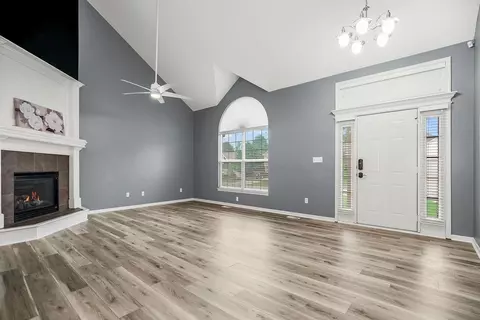 Living - 4412 SW Lyndsie Ct, Lees Summit, MO 64082 photo 2 of 11