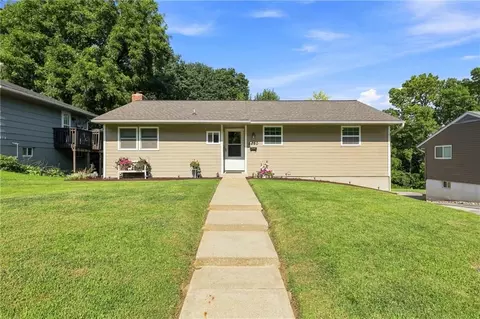 5440 Cleveland Ave, Kansas City, MO 64119