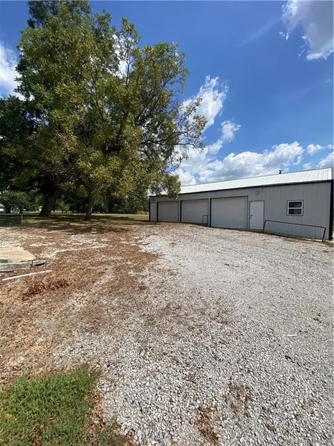 Exterior - 1208 S Towers Lots 51525354 St, Clinton, MO 64735 photo 4 of 7