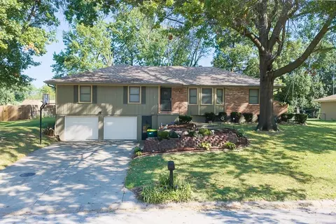 8716 Haskell Ave, Kansas City, KS 66109