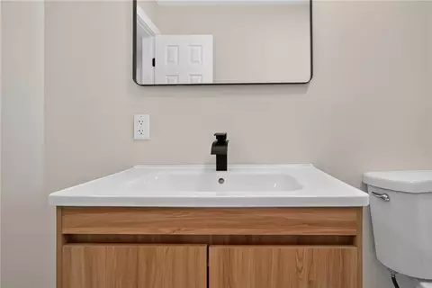 Bath - 19407 E 5th Terrace Ct, Independence, MO 64056 photo 2 of 5
