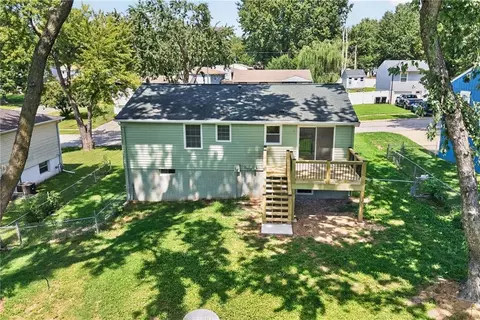 Exterior - 19407 E 5th Terrace Ct, Independence, MO 64056 photo 6 of 8