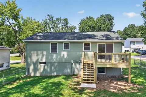 Exterior - 19407 E 5th Terrace Ct, Independence, MO 64056 photo 5 of 8