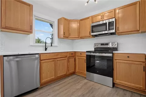Kitchen - 19407 E 5th Terrace Ct, Independence, MO 64056 photo 3 of 5