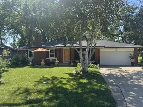 4026 N Tracy Ave, Kansas City, MO 64116