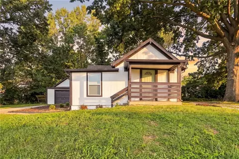 7126 Main St, Kansas City, MO 64114