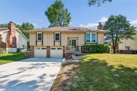 7509 NW 81st St, Kansas City, MO 64151