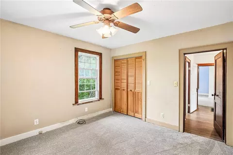 Bedroom - 17237 286th Rd, Atchison, KS 66002 photo 4 of 9