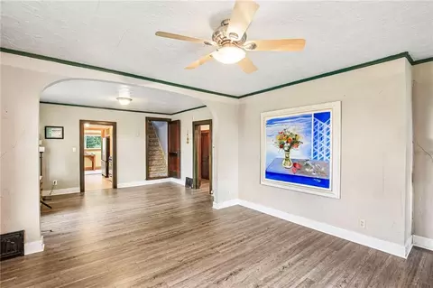 Living - 17237 286th Rd, Atchison, KS 66002 photo 2 of 4