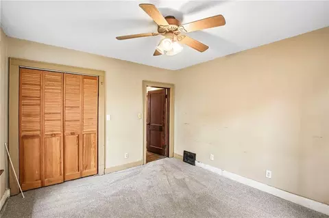 Bedroom - 17237 286th Rd, Atchison, KS 66002 photo 5 of 9