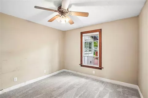 Bedroom - 17237 286th Rd, Atchison, KS 66002 photo 6 of 9