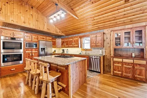Kitchen - 28060 Uncle Bob Ave, Clinton, MO 64735 photo 2 of 3