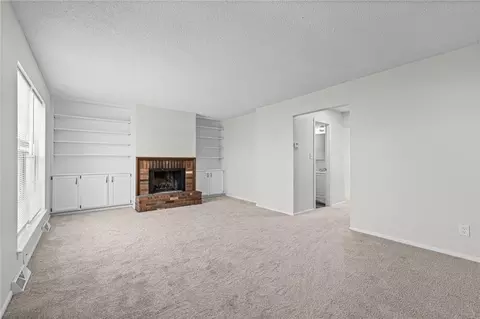 Living - 6500 E 128th St, Grandview, MO 64030 photo 2 of 5