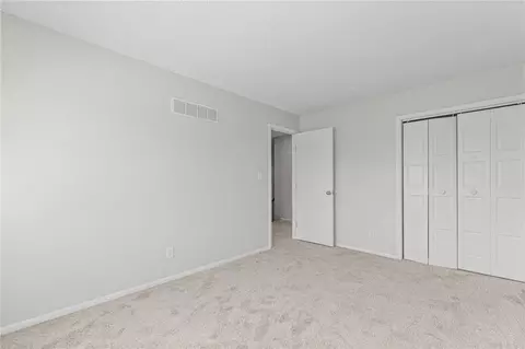 Bedroom - 6500 E 128th St, Grandview, MO 64030 photo 5 of 8