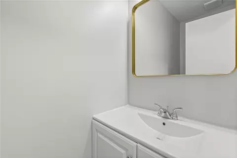 Bath - 6500 E 128th St, Grandview, MO 64030 photo 1 of 3