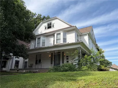 728 N 25th St, Saint Joseph, MO 64506
