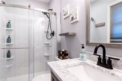 Bath - 4408 S Mills St, Independence, MO 64055 photo 1 of 6