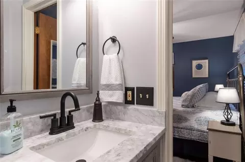 Bath - 4408 S Mills St, Independence, MO 64055 photo 2 of 6