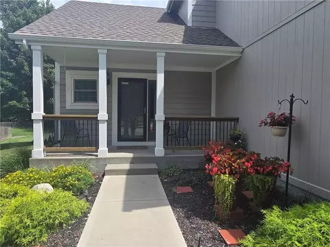 17514 W 162nd St, Olathe, KS 66062